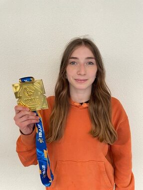 Noémie championne du monde.jpg