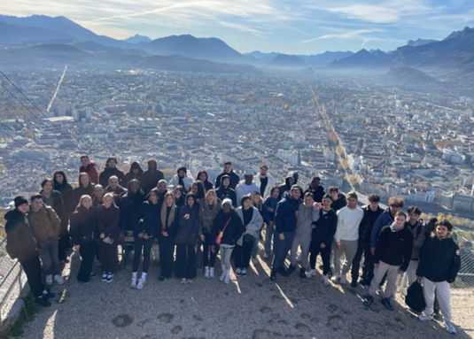 LMC BTS sortie Bastille.png